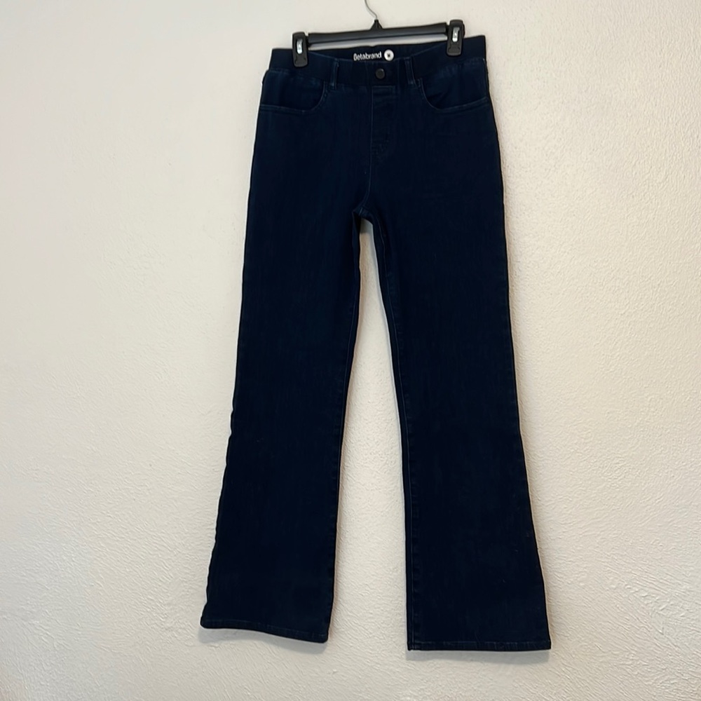 Beta brand size M women’s dark wash pull on bootcut jeans.